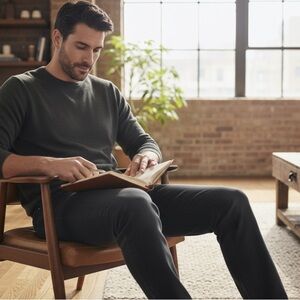 Levis 508 tapered straight leg mens jeans in black 33x32